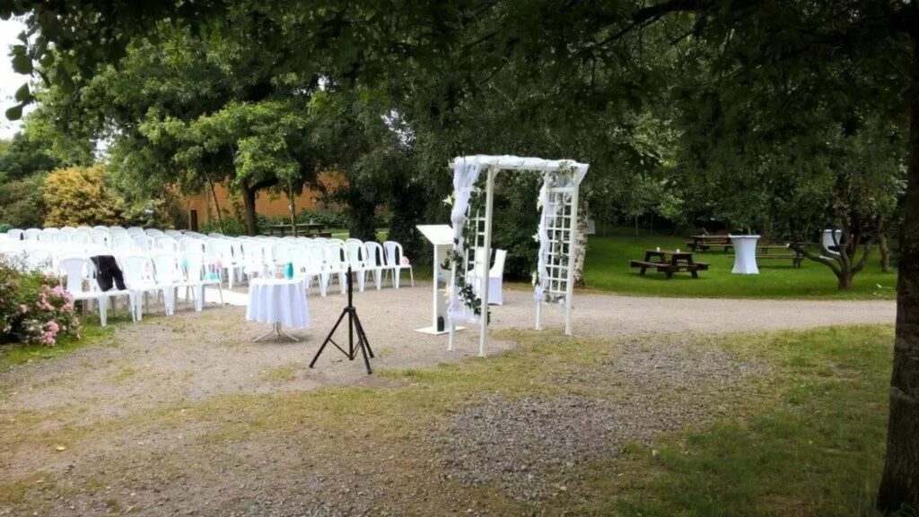 Moulin Du Bois Pensions Pour Chevaux Rennes Ceremonie 2